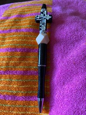 Fancy beaded pen